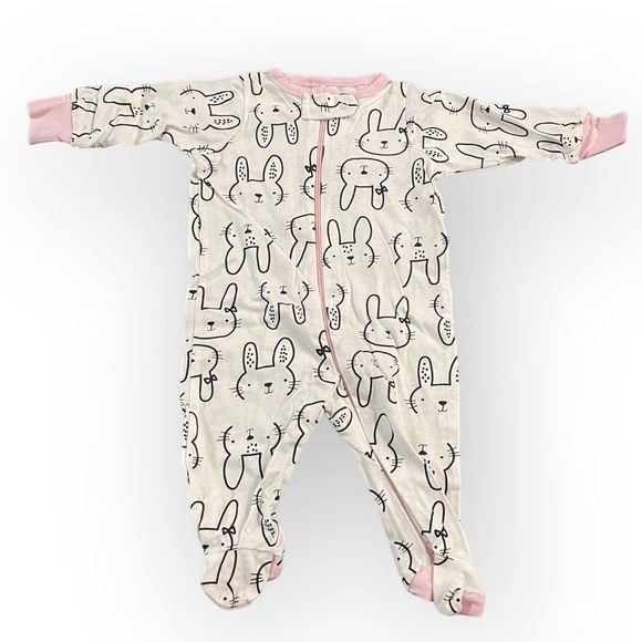 Title: GERBER Bunny Sleep N’ Play 4 Pack Size Newborn NWT - Picture 5 of 8